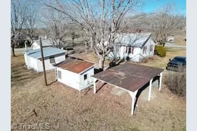 2226 Holloway Church Road, Lexington, NC 27292 - Photo 4