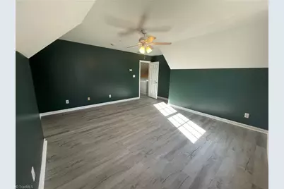 1579 Pondhaven Drive, High Point, NC 27265 - Photo 32