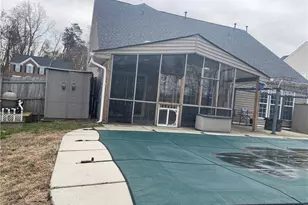 1579 Pondhaven Dr, High Point, NC 27265 - Photo 40