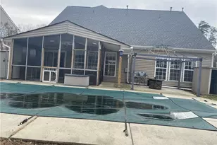 1579 Pondhaven Dr, High Point, NC 27265 - Photo 4