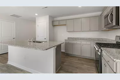 411 Jack Pine Street, Thomasville, NC 27360 - Photo 4