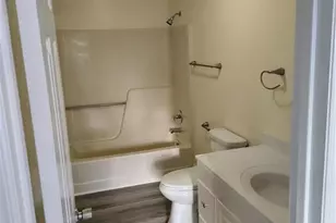 320 Olivia Ave, Mount Airy, NC 27030 - Photo 4