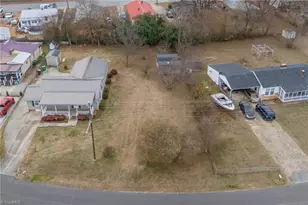 109 Henderson St, High Point, NC 27263 - Photo 46