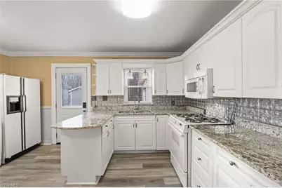 109 Henderson Street, High Point, NC 27263 - Photo 12