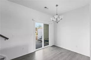 1825 Ardmore Cmns Dr, Winston-Salem, NC 27103 - Photo 10