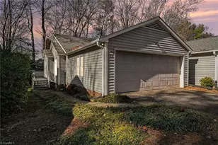 128 Pebble Rdg Ln, Winston-Salem, NC 27104 - Photo 2