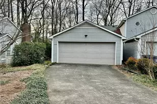 128 Pebble Rdg Ln, Winston-Salem, NC 27104 - Photo 4