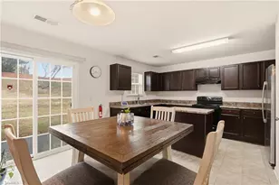 3611 Blue Spruce Ct, Greensboro, NC 27406 - Photo 10