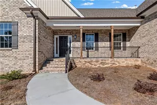 159 Wynnfall Dr, Lexington, NC 27295 - Photo 2