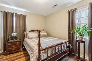 5220 Bridge Pointe Dr, Clemmons, NC 27012 - Photo 10