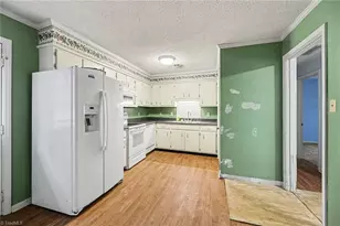 5404 Pine Level Dr, Browns Summit, NC 27214 - Photo 12