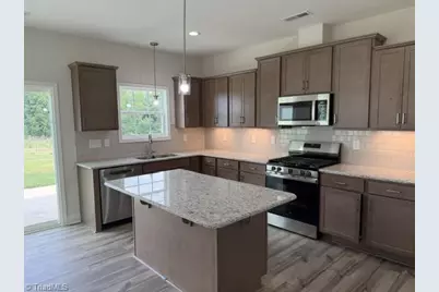 1324 Dandridge Drive, Kernersville, NC 27284 - Photo 10
