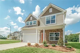 1324 Dandridge Dr, Kernersville, NC 27284 - Photo 2