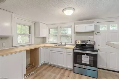 1006 Junia Avenue, Winston-Salem, NC 27107 - Photo 6