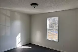 206 Hedrick St, Lexington, NC 27292 - Photo 2