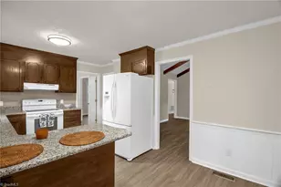 101 Shady Oak Ct, Clemmons, NC 27012 - Photo 16