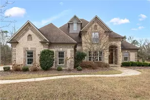 1352 Trafalgar Dr, High Point, NC 27262 - Photo 1