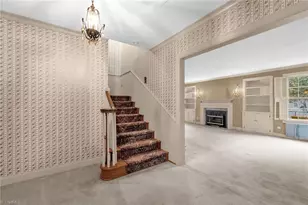 505 Salisbury St, Kernersville, NC 27284 - Photo 4