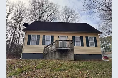 558 Chandler Street, Winston-Salem, NC 27101 - Photo 1