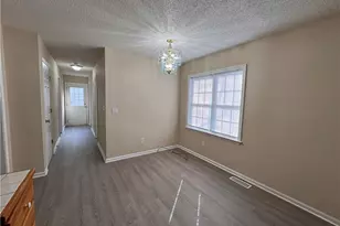 558 Chandler St, Winston-Salem, NC 27101 - Photo 10