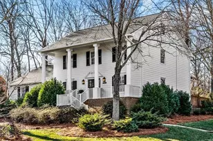 1005 Westminster Dr, Greensboro, NC 27410 - Photo 4