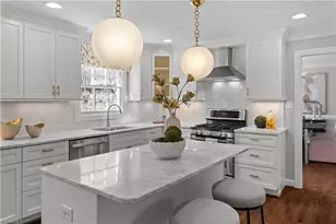 1005 Westminster Dr, Greensboro, NC 27410 - Photo 8