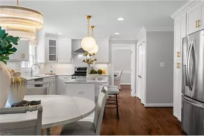 1005 Westminster Drive, Greensboro, NC 27410 - Photo 10