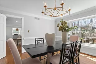 1005 Westminster Dr, Greensboro, NC 27410 - Photo 14