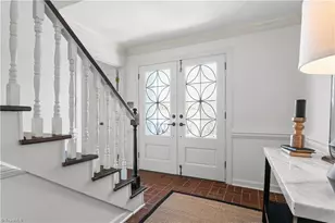 1005 Westminster Dr, Greensboro, NC 27410 - Photo 4