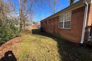 1506 Hidden Creek Terrace, High Point, NC 27260 - Photo 18