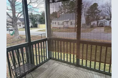 114 W Green Court, Greensboro, NC 27407 - Photo 10