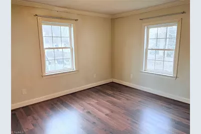 114 W Green Court, Greensboro, NC 27407 - Photo 14