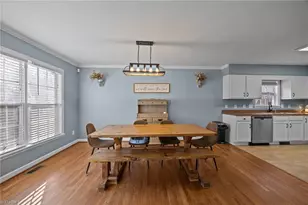 1710 Alzora Ct, Burlington, NC 27215 - Photo 4