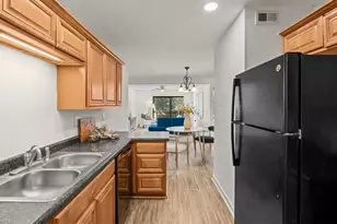 1518 Benjamin Pkwy, Greensboro, NC 27408 - Photo 20