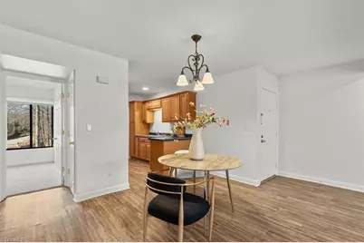 1518 Benjamin Parkway #C, Greensboro, NC 27408 - Photo 12