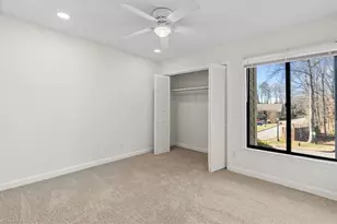 1518 Benjamin Pkwy, Greensboro, NC 27408 - Photo 28