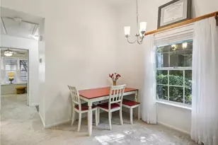 2739 Cottage Pl, Greensboro, NC 27455 - Photo 6