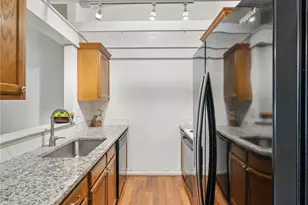 2739 Cottage Pl, Greensboro, NC 27455 - Photo 8