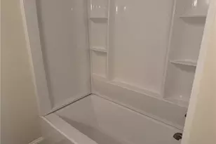 605 Nichols St, Madison, NC 27025 - Photo 12