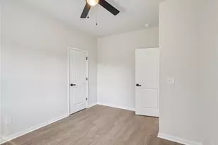 129 W Old Glencoe Rd, Burlington, NC 27217 - Photo 10