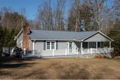 115 Basswood Terrace, Wilkesboro, NC 28697 - Photo 2