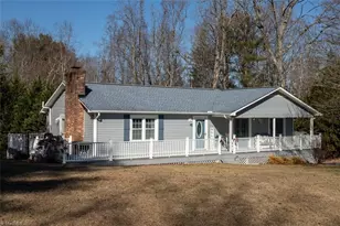 115 Basswood Terrace, Wilkesboro, NC 28697 - Photo 2