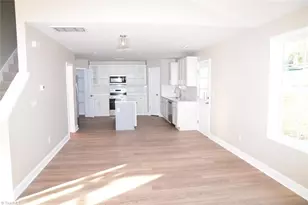 1703 Lincoln St, Greensboro, NC 27401 - Photo 12