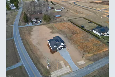 117 Hanes Lane, Lexington, NC 27295 - Photo 2