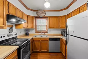 4404 Essex Ct, High Point, NC 27265 - Photo 8