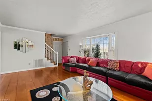 4404 Essex Ct, High Point, NC 27265 - Photo 6