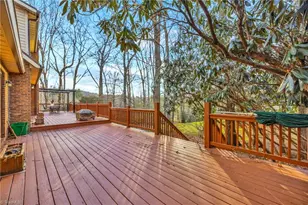 112 Walnut Ln, West Jefferson, NC 28694 - Photo 6