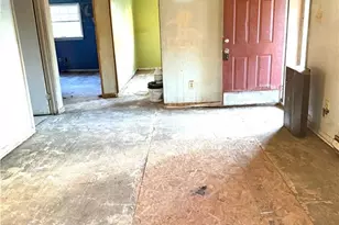 2503 W Vandalia Rd, Greensboro, NC 27407 - Photo 6