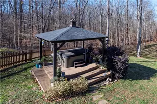 2221 Standing Oak Ln, Pfafftown, NC 27040 - Photo 38