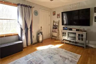 166 Town Ln, Mount Airy, NC 27030 - Photo 4